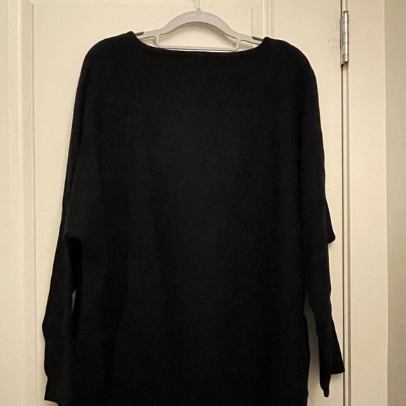 knitted sweater - Picture 2 of 3